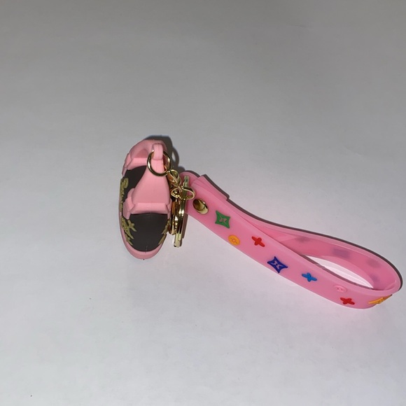 NWOT fashion inspired Purse Key chain and purse hook - Picture 5 of 5